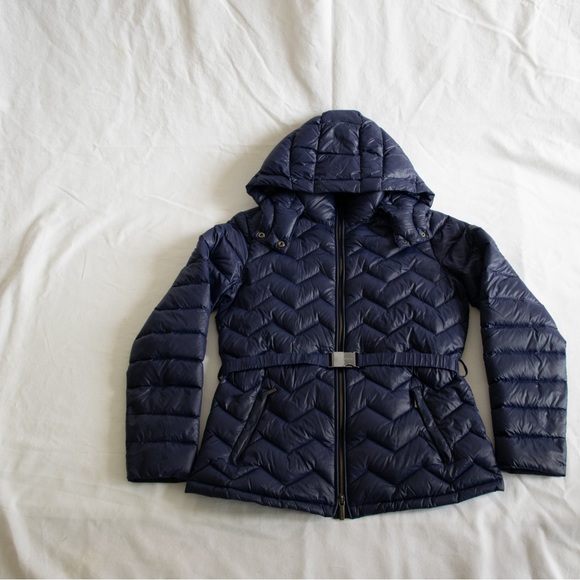 Armani Exchange winter jacket. - Picture 2 of 6